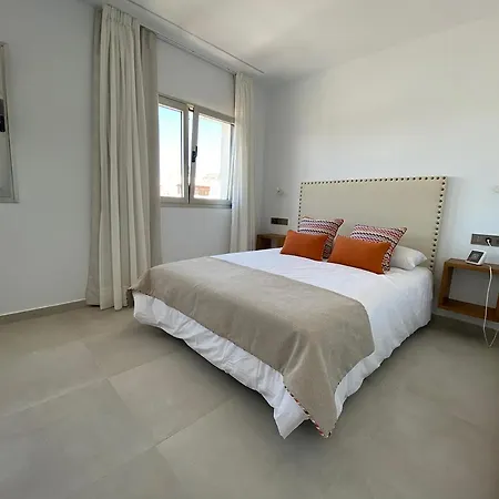 Villa Marina Suites 9 *